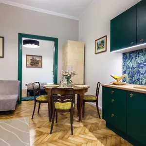 Tyzenhauz Lobzowska Street Apartament